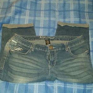 Ariaya capris jeans